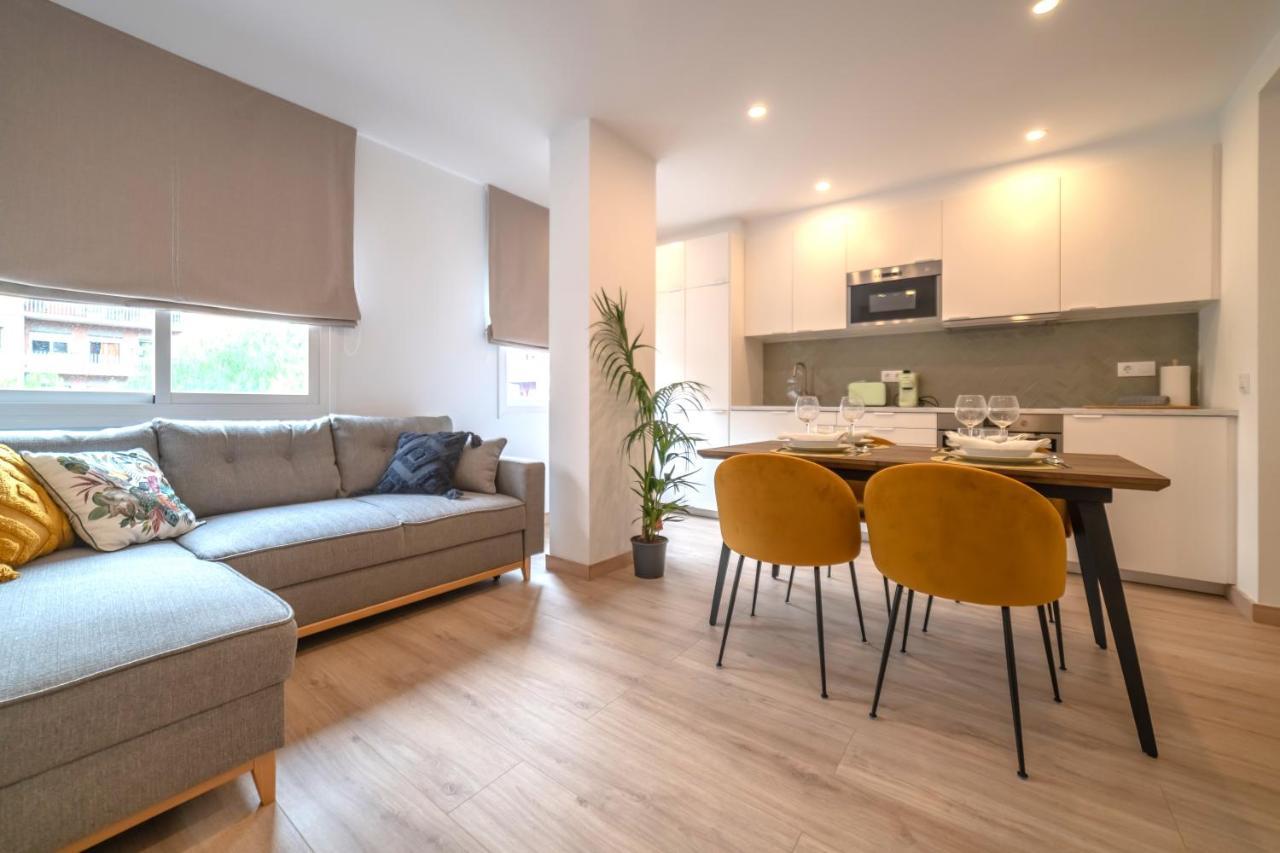 Soler Apartments 산트 아드리아 데 베소스 외부 사진