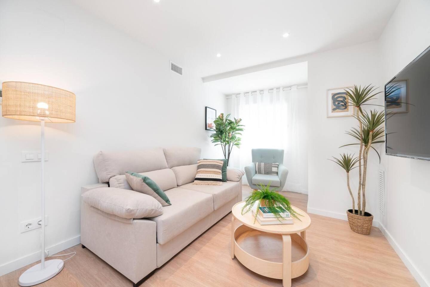 Soler Apartments 산트 아드리아 데 베소스 외부 사진